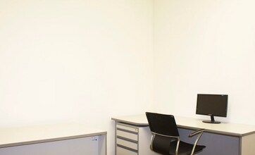 24 Donald St, Nelson Bay à louer Photo intérieure- Image 1 de 4