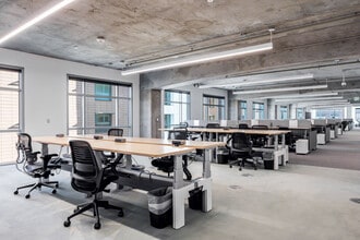 153 Townsend St, San Francisco, CA for lease Interior Photo- Image 1 of 2