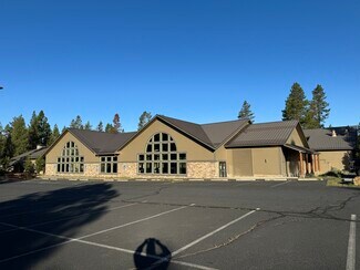 Plus de détails pour 18135 Cottonwood Rd, Sunriver, OR - Commerce de détail à vendre