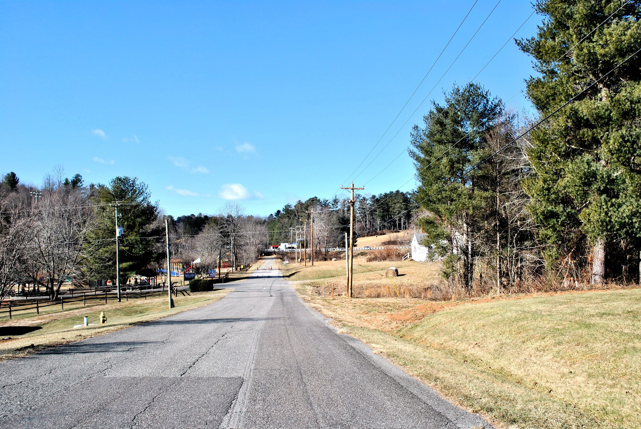 218 Ball Park Dr, Hillsville, VA à vendre Autre- Image 1 de 3