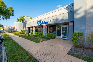 Plus de détails pour 1701-1923 NW 82nd Ave, Miami, FL - Local d'activités à louer
