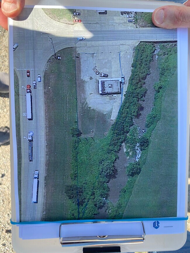 Plus de détails pour 812 E Trudgeon St, Henryetta, OK - Commerce de détail à louer