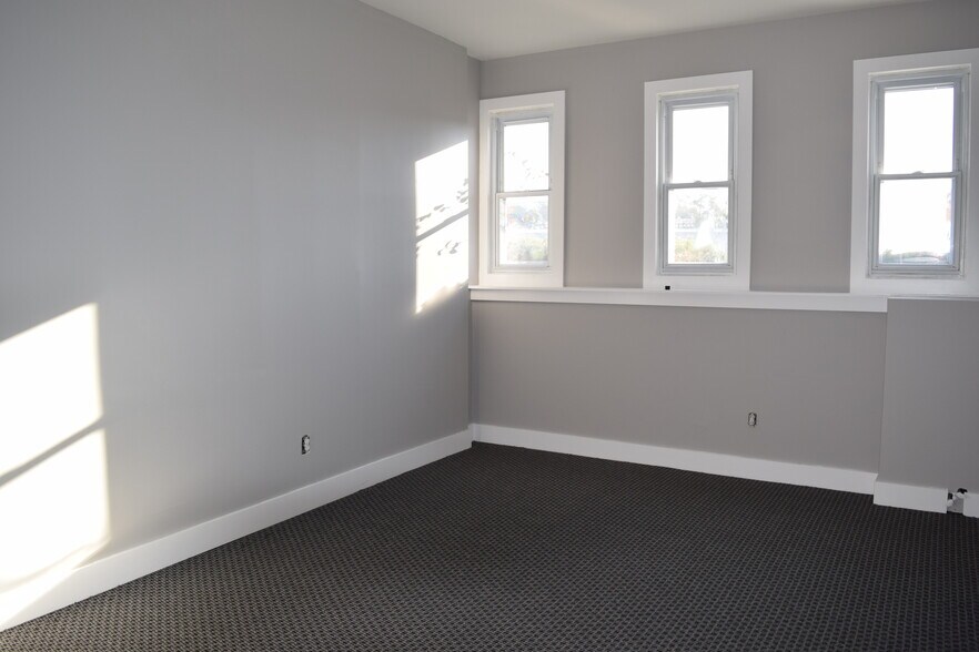 522 Brick Blvd, Brick, NJ à louer - Photo du bâtiment - Image 3 de 9