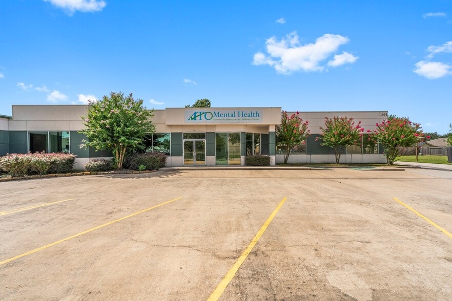 1034 Regional Park Dr, Houston, TX for sale - Building Photo - Image 1 of 26