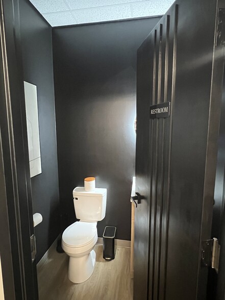 1400-1420 NW Vivion Rd, Kansas City, MO à louer - Photo du bâtiment - Image 2 de 22