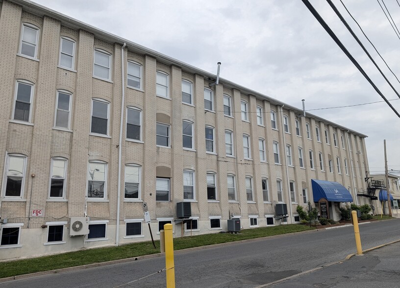 725-729 N 15th St, Allentown, PA for sale - Building Photo - Image 3 of 10