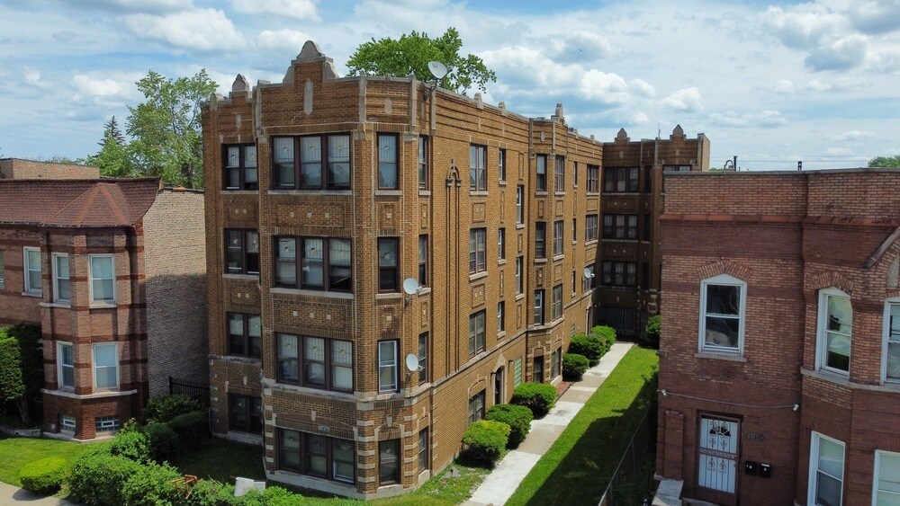 11343 S King Dr, Chicago, IL à vendre Photo principale- Image 1 de 19