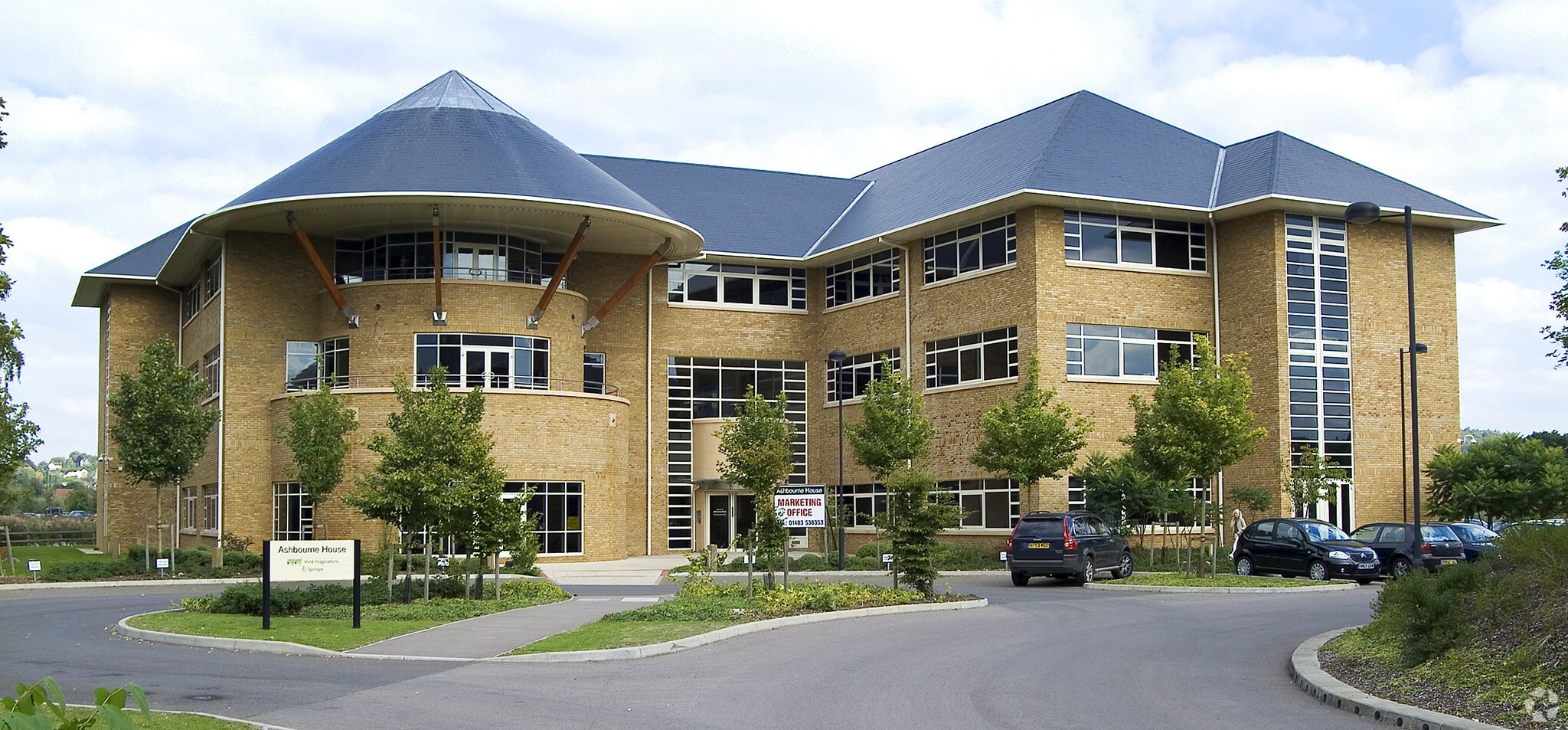 Old Portsmouth Rd, Guildford for lease Primary Photo- Image 1 of 3