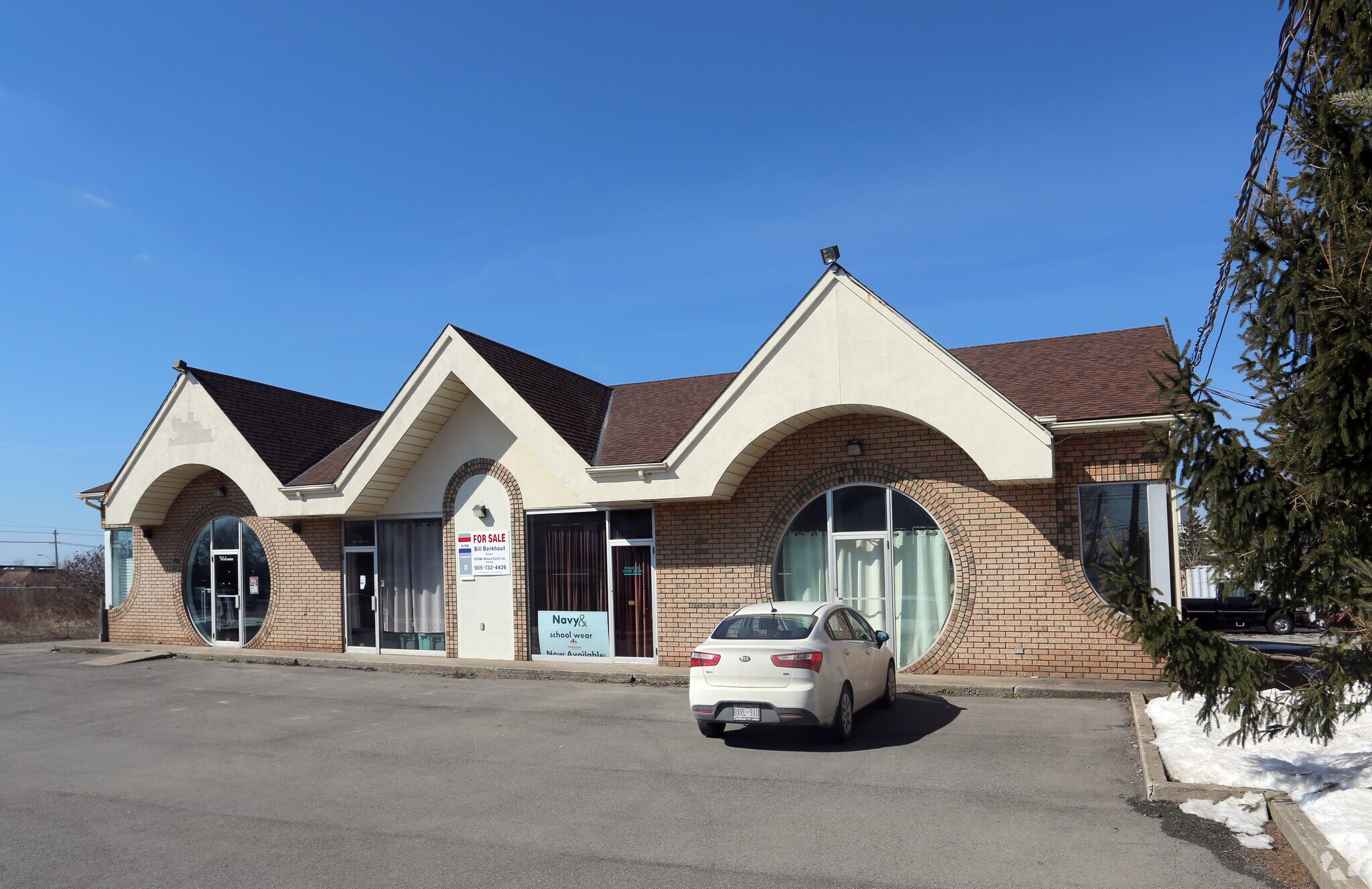 335 King St, Welland, ON for sale Primary Photo- Image 1 of 1