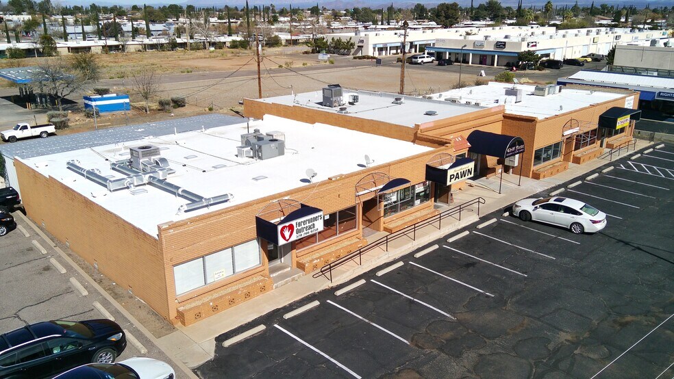 833 E Fry Blvd, Sierra Vista, AZ for lease - Building Photo - Image 3 of 6