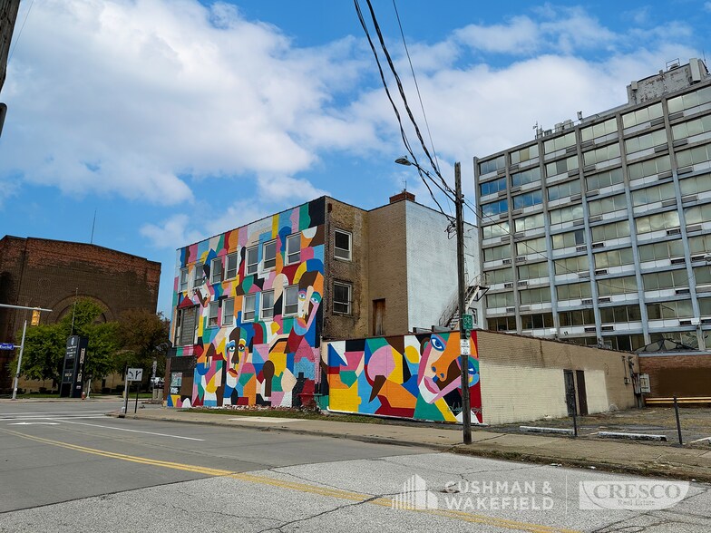 3608 Euclid Ave, Cleveland, OH à vendre - Photo du bâtiment - Image 3 de 6