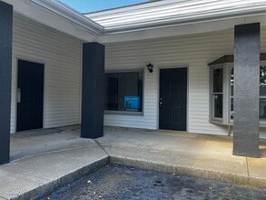 102 Northgate Park Dr, Winston-Salem, NC for lease Building Photo- Image 2 of 2
