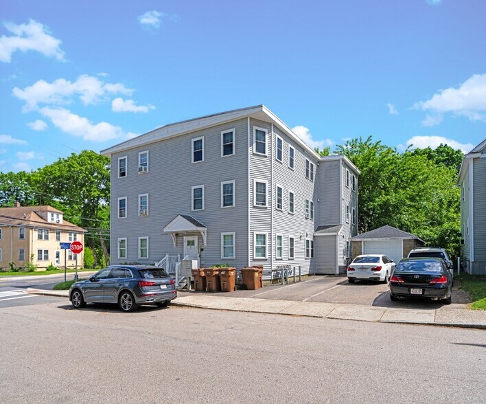 2 Coburn St, Framingham, MA à vendre - Photo du bâtiment - Image 2 de 9