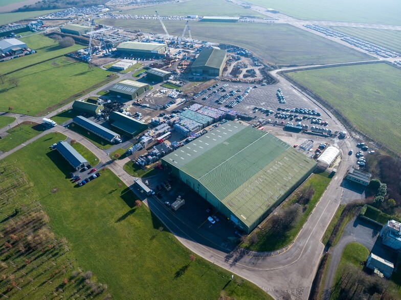 Roseland Business Park, Long Bennington à louer - Photo du bâtiment - Image 2 de 2