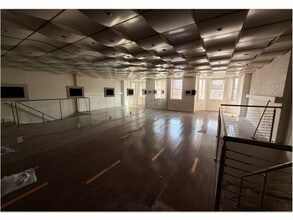 2479 18th St NW, Washington, DC for lease Interior Photo- Image 1 of 2