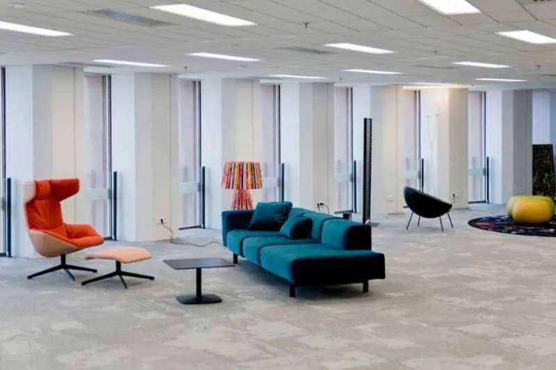 Office in Lyon for lease - Interior Photo - Image 3 of 20