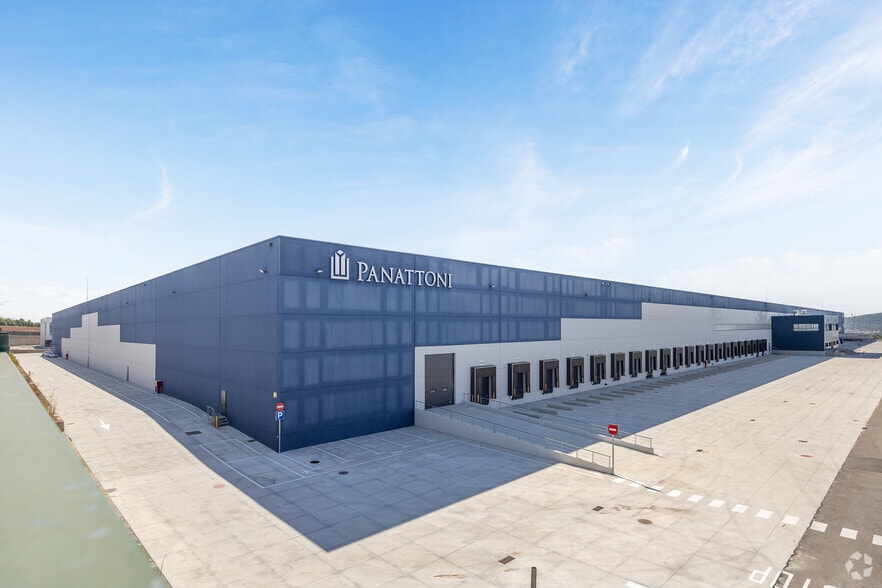 Carrer Palència, La Bisbal del Penedès, Tarragona à louer - Photo principale - Image 3 de 5