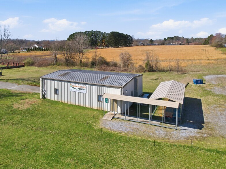 3637 Winchester Rd, New Market, AL à vendre - Photo du bâtiment - Image 1 de 12