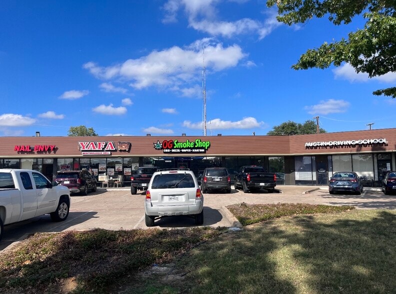4004 Little Rd, Arlington, TX à louer - Photo du bâtiment - Image 3 de 5