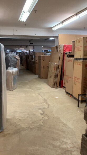 44-54 Broad St, Elizabeth, NJ à louer - Vidéo sur l’inscription commerciale - Image 3 de 15