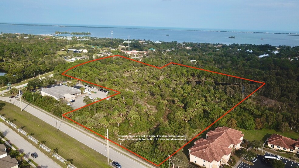 1250 Main St, Sebastian, FL à vendre - Photo du b timent - Image 2 de 7