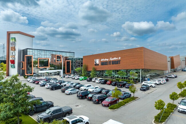 Plus de détails pour 7250 Keele St, Vaughan, ON - Bureau/Commerce de détail à louer