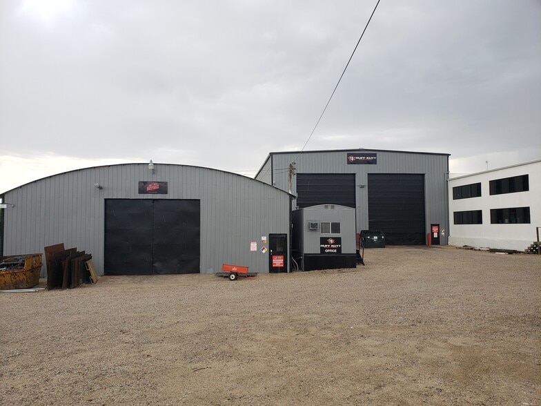 2070 E Yellowstone Hwy, Casper, WY for sale - Primary Photo - Image 1 of 2