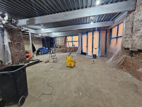 84 Broadway, Brooklyn, NY à louer Photo intérieure- Image 2 de 3