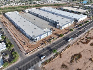 Plus de détails pour 1500 N McClintock Dr, Tempe, AZ - Industriel à louer