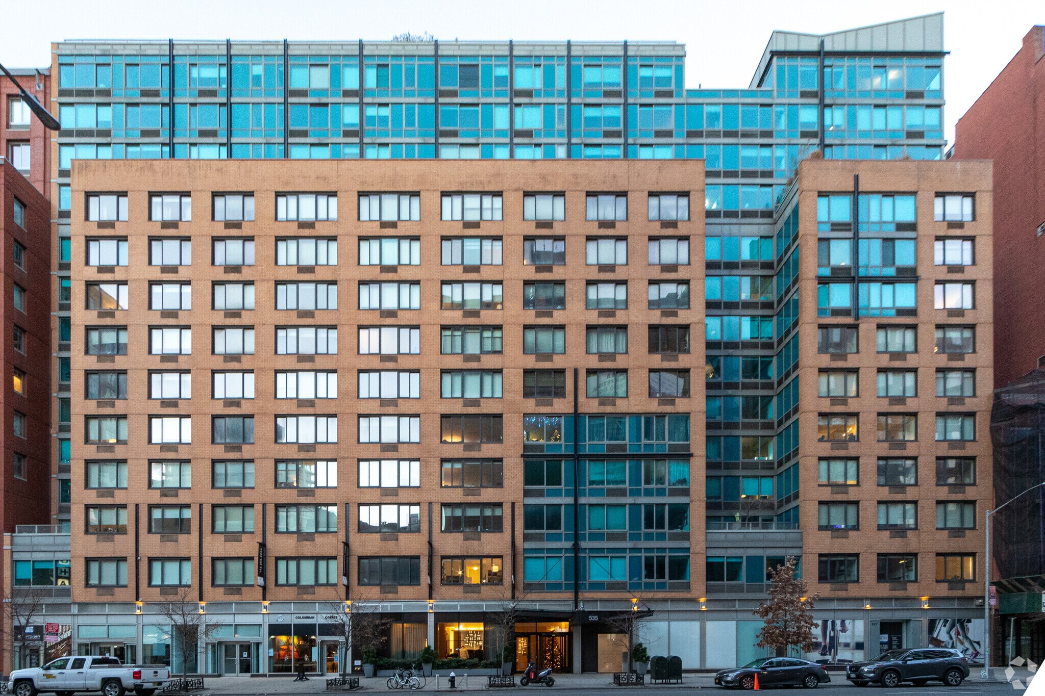 524 W 24th St, New York, NY for lease Primary Photo- Image 1 of 3