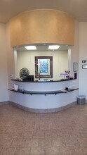 410 E Northwest Hwy, Grapevine, TX for lease Lobby- Image 2 of 5