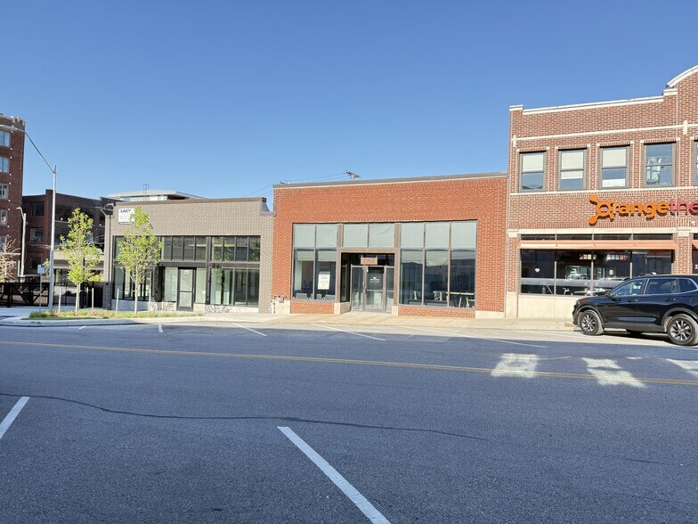 1708 Baltimore Ave, Kansas City, MO à louer - Photo du bâtiment - Image 3 de 11