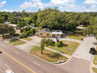 Plus de détails pour 4900 N 33rd Ave, Saint Petersburg, FL - Bureau à vendre