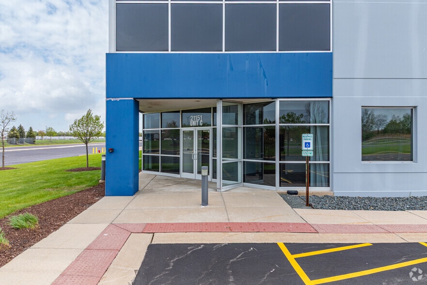 20901 W Walter Strawn Dr, Elwood, IL à louer - Photo du bâtiment - Image 3 de 5