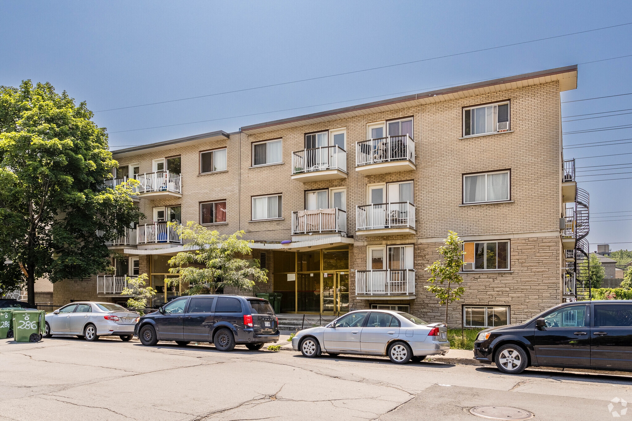 10300 Tsse Fleury, Montréal, QC à vendre Photo principale- Image 1 de 5