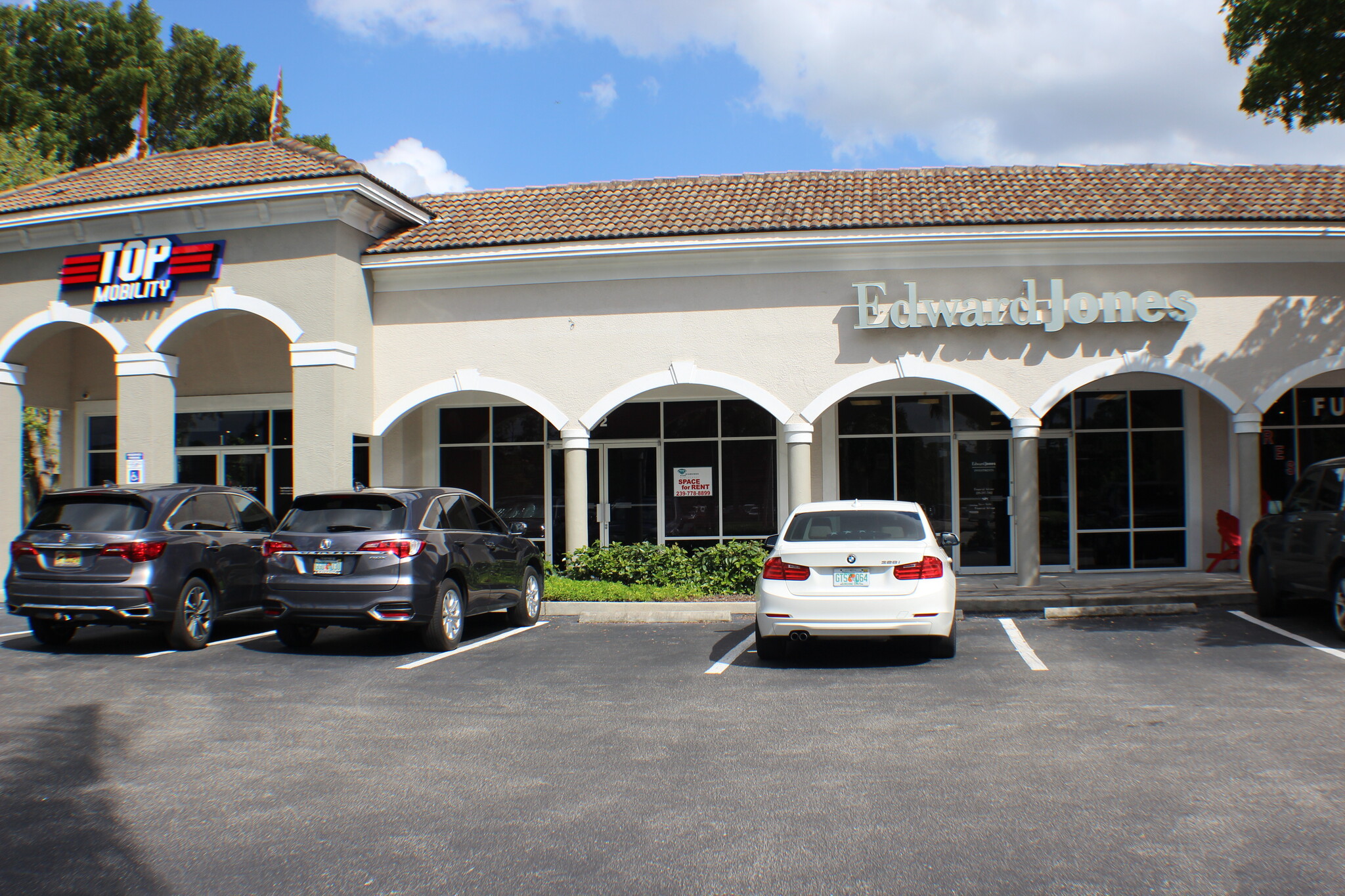 12980 Tamiami Trl N, Naples, FL for lease Building Photo- Image 1 of 4