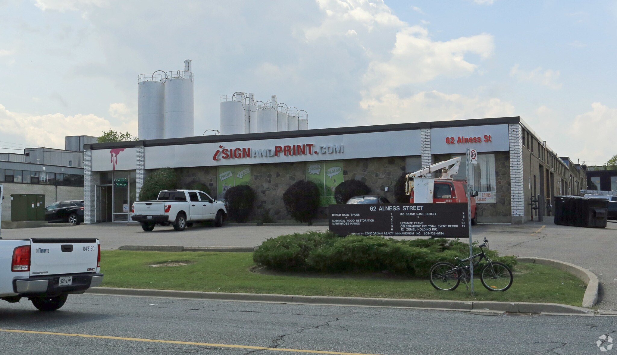 62 Alness St, Toronto, ON à vendre Photo principale- Image 1 de 1