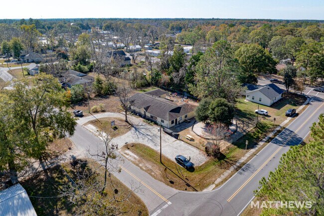 More details for 10274 N Sherman Ave, Glen Saint Mary, FL - Retail for Sale