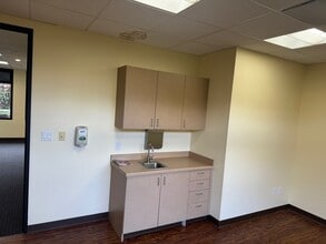 690 De Long Ave, Novato, CA for lease Interior Photo- Image 2 of 4