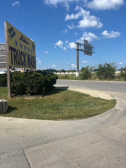 602 Friend Way, Lebanon, IN à vendre - Photo du bâtiment - Image 3 de 20