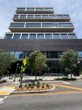 1055 Howell Mill Rd, Atlanta, GA à louer Photo du bâtiment- Image 1 de 4
