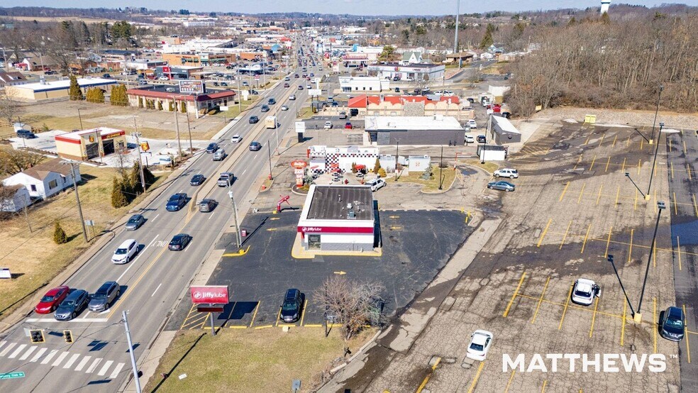 3046 Maple Ave, Zanesville, OH à vendre - Photo du bâtiment - Image 2 de 4
