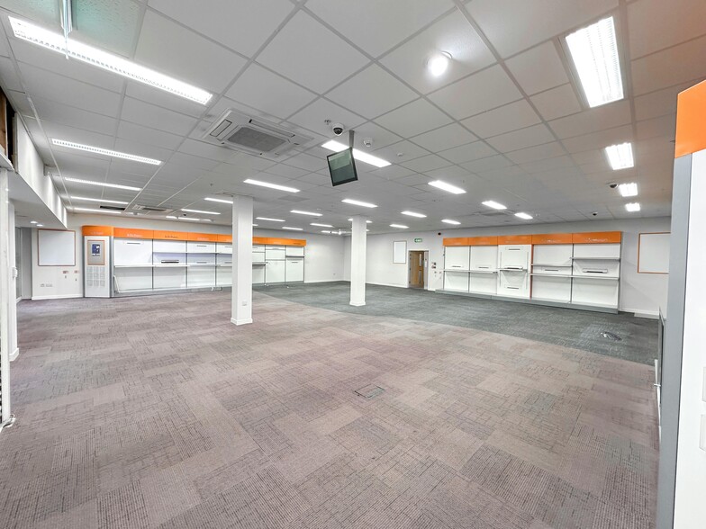 High St, Dumfries for lease - Building Photo - Image 2 of 20