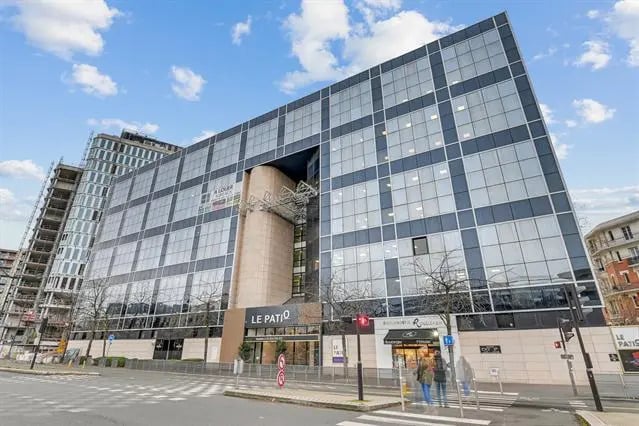 104 Avenue Albert 1Er, Rueil-Malmaison for lease Building Photo- Image 1 of 12