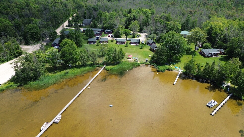 W17461 Norton Rd, Gould City, MI à vendre - Photo du bâtiment - Image 3 de 22