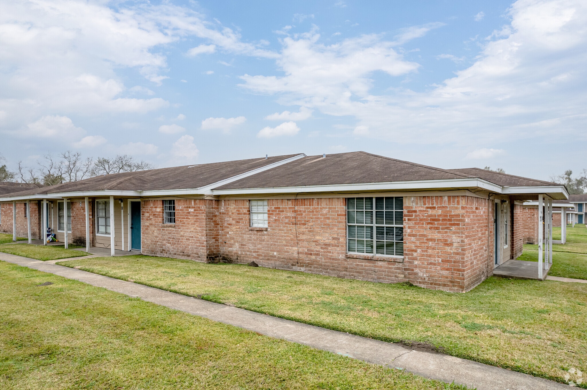 990 W Florida St, Beaumont, TX for sale Primary Photo- Image 1 of 10