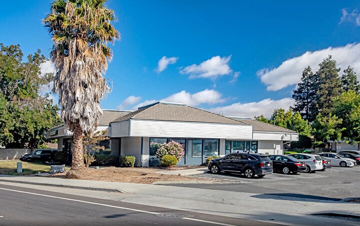 2663 Cropley Ave, San Jose, CA à louer Photo principale- Image 1 de 10