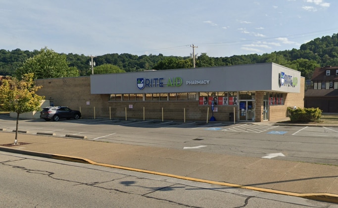 847 Midland Ave, Midland, PA for lease - Building Photo - Image 1 of 2