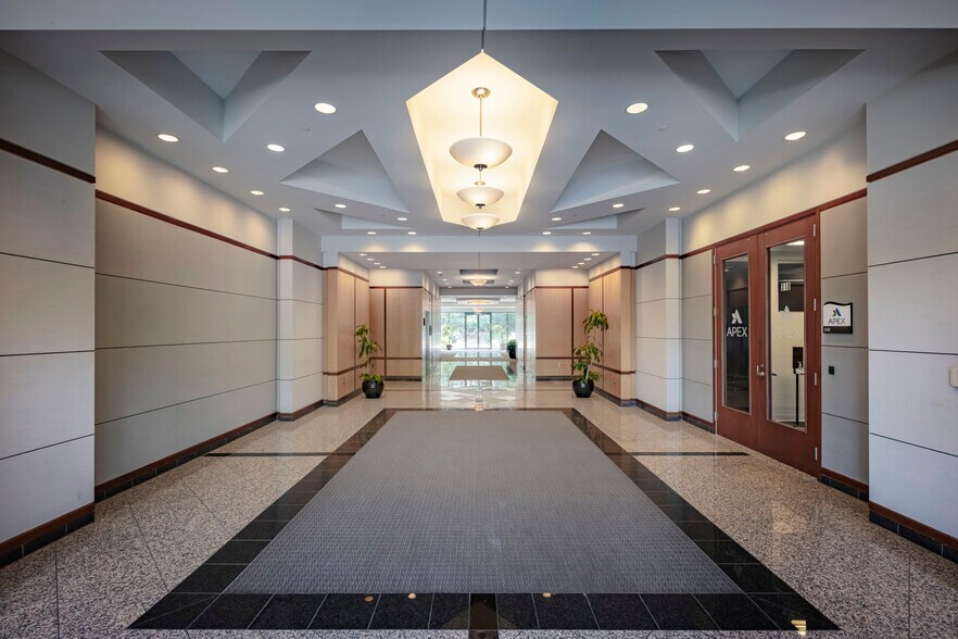 1990 Vaughn Rd, Kennesaw, GA à louer - Photo intérieure - Image 2 de 20