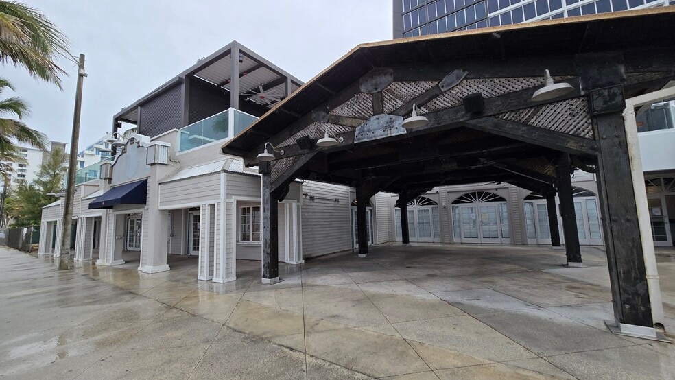 429 S Atlantic Blvd, Fort Lauderdale, FL for lease - Building Photo - Image 3 of 5